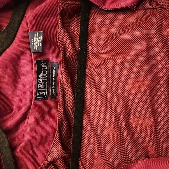 PGA Tour Red Jacket with Full-Zip and Fitted Cuffs - Picture 13 of 15